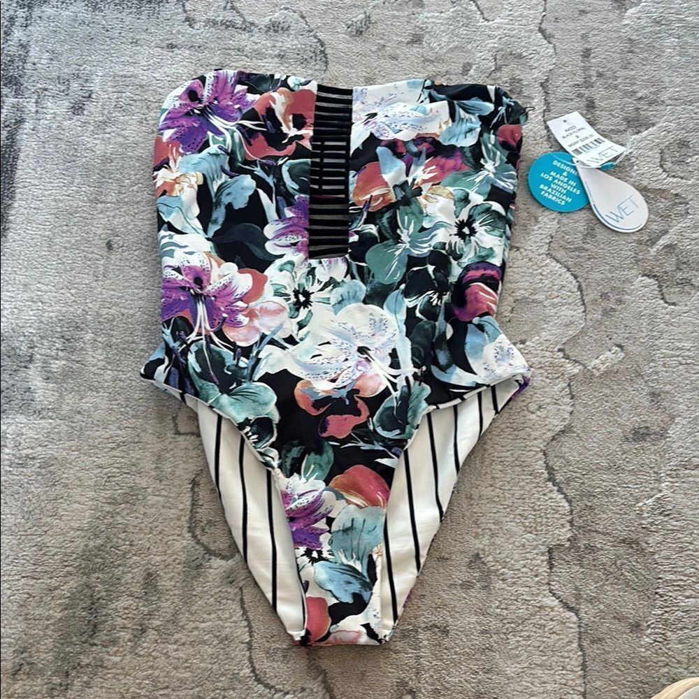 Reversible Black and White One Piece Swimwear Classic Cut